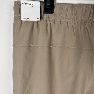 NWT UniPro Qwick-Dry Lightweight Outdoor Hiking Joggers Men’s Size XL